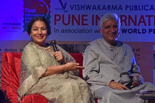 Shabana Azmi (L) and Javed Akhtar at the inaugural day of Pune International Literary Festival (PILF) at YASHADA on Friday.(Pratham Gokhale/HT PHOTO)