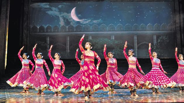 Must Watch Mughal E Azam The Spectacular Musical Comes To Delhi Hindustan Times 680 x 365 jpeg 54 кб.