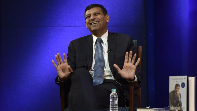 Former Governor of the Reserve Bank Of India (RBI), Raghuram Rajan reacts during the release of his book, “I Do what I do” in New Delhi. (Mohd Zakir / HT PHOTO) Former Governor of the Reserve Bank Of India (RBI), Raghuram Rajan reacts during the release of his book, “I Do what I do” in New Delhi. (Mohd Zakir / HT PHOTO)