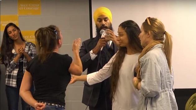 Jagmeet Singh being heckled during a meet and greet event in Brampton, a Toronto suburb.(YouTube screengrab)