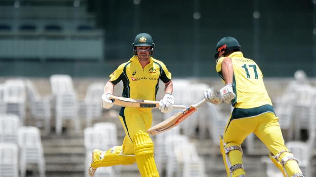 Head was ably assisted by Marcus Stoinis as Australia rebuilt the innings.  (AFP) 
