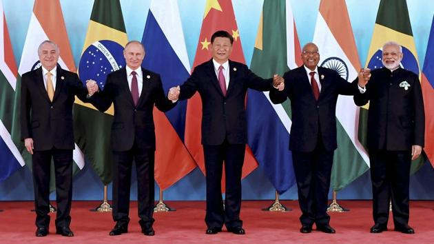 BRICS leaders from right: Prime Minister Narendra Modi, South African President Jacob Zuma, Chinese President Xi Jinping, Russian President Vladimir Putin, Brazilian President Michel Temer.(AP Photo)