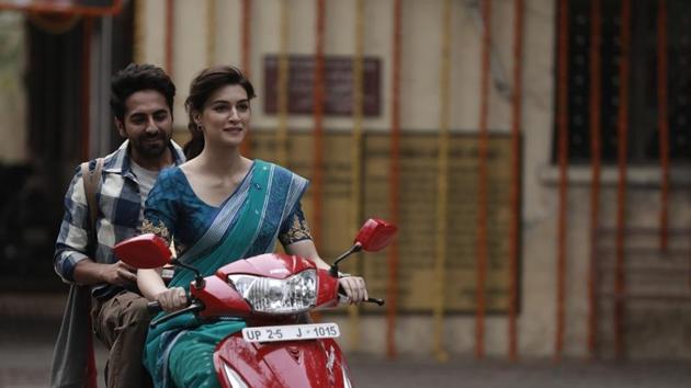 Ayushmann Khurrana and Kriti Sanon in a still from Bareilly Ki Barfi. Ayushmann Khurrana and Kriti Sanon in a still from Bareilly Ki Barfi.