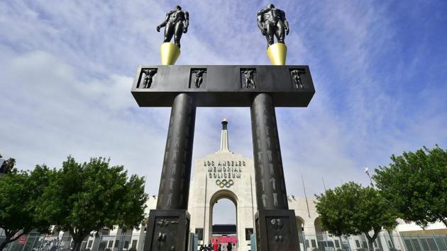 The torch is lit at the Los Angeles Coliseum on September 13, 2017 in Los Angeles, California. (AFP) The torch is lit at the Los Angeles Coliseum on September 13, 2017 in Los Angeles, California. (AFP)