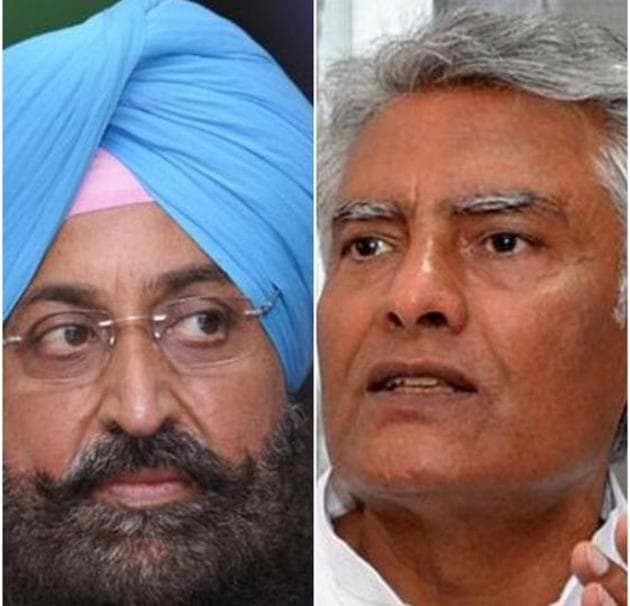Partap Singh Bajwa and Sunil Jakhar (HT Photo) Partap Singh Bajwa and Sunil Jakhar (HT Photo)