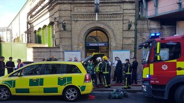 Emergency services attend the scene following a blast on an underground train at Parsons Green tube station in West London, Britain September 15, 2017, in this image taken from social media.(Reuters Photo) Emergency services attend the scene following a blast on an underground train at Parsons Green tube station in West London, Britain September 15, 2017, in this image taken from social media.(Reuters Photo)