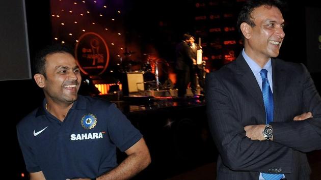 Virender Sehwag said that Indian cricket team skipper Virat Kohli had asked him to go ahead and apply for the post of India coach and that’s one of the reasons why he decided forward his application to the Board of Control for Cricket in India (BCCI). However, it was reported that Kohli supported Ravi Shastri (right), who became the chief coach after Anil Kumble.(Getty Images)