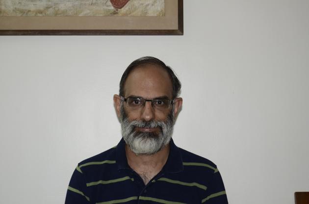 Traffic expert Ranjit Gadgil is a programme director at Parisar. (Ravindra Joshi/HT Photo) Traffic expert Ranjit Gadgil is a programme director at Parisar. (Ravindra Joshi/HT Photo)