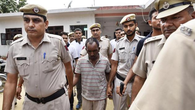 The Haryana government on Friday recommended a CBI inquiry into the murder of 8-year-old after the Chief Manohar Lal Khattar met the family of the victim. (Sanjeev Verma/HT PHOTO) The Haryana government on Friday recommended a CBI inquiry into the murder of 8-year-old after the Chief Manohar Lal Khattar met the family of the victim. (Sanjeev Verma/HT PHOTO)