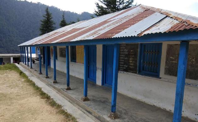 The school lies in Himachal Pradesh chief minister Virbhadra Singh’s home segment Rampur.(HT Photo)