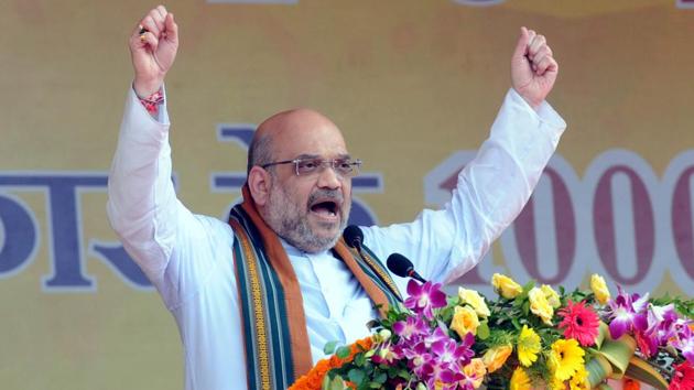 Amit Shah addressing the audience at the ‘Garib kalyan Mela’ in Ranchi on Saturday,(Diwakar Prasad/ HT Photo)