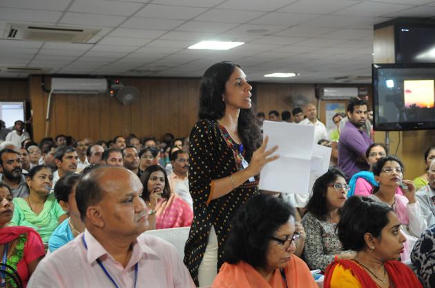 School representatives put forward their viewpoints at the meeting with the DC to discuss student safety on Saturday.(Parveen Kumar/HT PHOTO)
