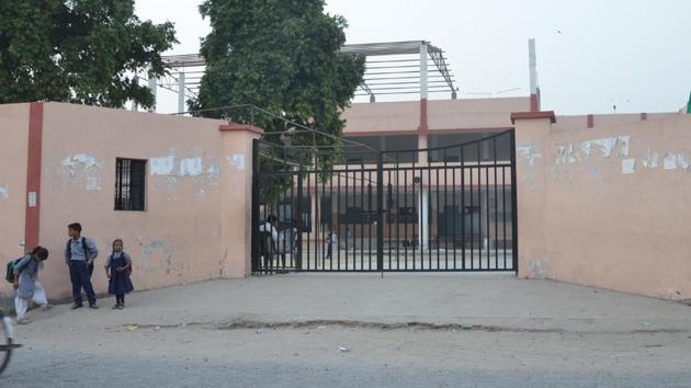 Security around the madrasa in Civil Lines has been increased.(Mahipal Singh/HT Photo)