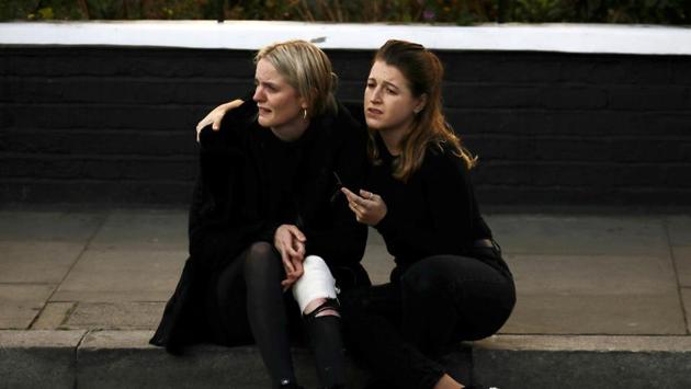 An injured woman reacts outside Parsons Green tube station in London, Britain September 15, 2017. (Kevin Coombs / REUTERS) An injured woman reacts outside Parsons Green tube station in London, Britain September 15, 2017. (Kevin Coombs / REUTERS)