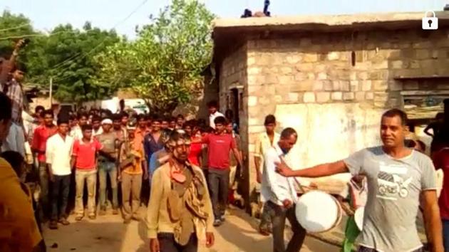 Vikram Adiwasi, Kotu Adiwasi and Satish Adiwasi are paraded through Khareh village in Madhya Pradesh’s Shivpuri district. (HT PHOTO) Vikram Adiwasi, Kotu Adiwasi and Satish Adiwasi are paraded through Khareh village in Madhya Pradesh’s Shivpuri district. (HT PHOTO)