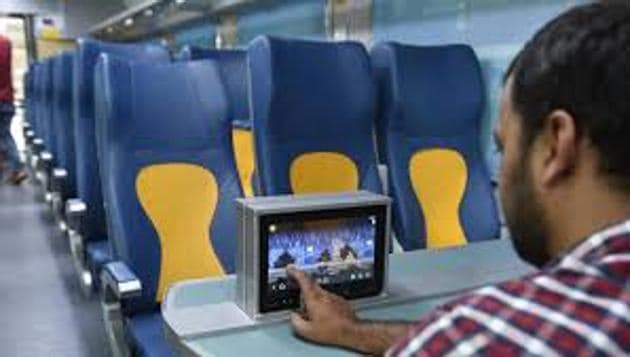 Barring the festive-season rush, train sees maximum of 150 passengers against its capacity of 1,100 (HT) Barring the festive-season rush, train sees maximum of 150 passengers against its capacity of 1,100 (HT)