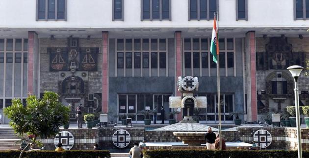 Justice Ashutosh Kumar issued the direction on a plea by the scientist seeking to quash an FIR lodged against him by the agency. (HT File Photo) Justice Ashutosh Kumar issued the direction on a plea by the scientist seeking to quash an FIR lodged against him by the agency. (HT File Photo)