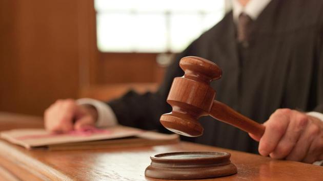 Lawyers at the Odisha high court struck work to protest the attempted CBI raid on judge Chitta Ranjan Dash’s residence.(Pic for representational purposes)