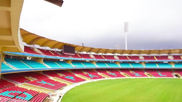 The DY Patil Stadium in Mumbai (a major venue for the FIFA Under-17 World Cup) can seat 51,000 spectators, none of whom would have a restricted view because of the cantilevered gull wing roof.(HT Photo)