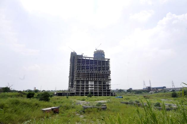 The authority has been struggling to recover around ₹4,346 crore dues from the builders alone. (HT File)