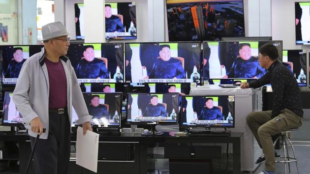 TV screens show a news programme with an image of North Korean leader Kim Jong Un at a market in Seoul, South Korea, on September 20, 2017.(AP)