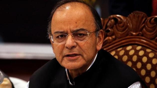 Finance minister Arun Jaitley held meetings in the last few days with some of his ministerial colleagues and senior government officials to take stock of the situation and firm up steps to push up growth.(Reuters File Photo)