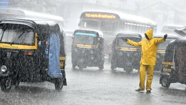 Flight operations at the Mumbai airport remain affected for the second day today following heavy rains that continue to lash the metropolis. As many as 56 flights have been diverted to different airports until this morning as the main runway continues to be out of use due to the SpiceJet aircraft stuck there, stated an airport official. (Shashi S Kashyap / HT Photo) Flight operations at the Mumbai airport remain affected for the second day today following heavy rains that continue to lash the metropolis. As many as 56 flights have been diverted to different airports until this morning as the main runway continues to be out of use due to the SpiceJet aircraft stuck there, stated an airport official. (Shashi S Kashyap / HT Photo)