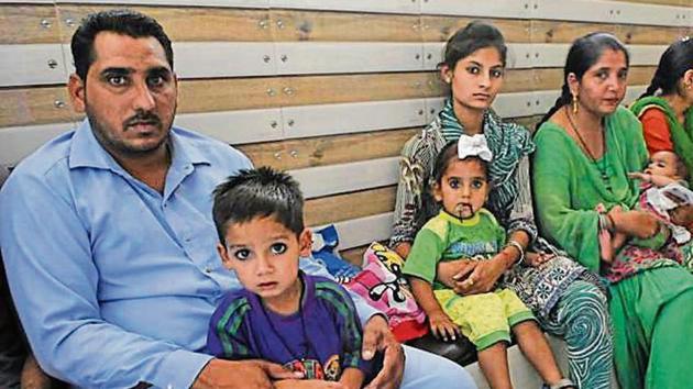 National family health survey-4 shows a fall in under-5 mortality rate per 1,000 births from 52 in 2005-06 to 33 in 2015-16 in Punjab. (HT File) National family health survey-4 shows a fall in under-5 mortality rate per 1,000 births from 52 in 2005-06 to 33 in 2015-16 in Punjab. (HT File)