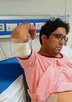 The first bullet pierced through his stomach, while the other went through his right shoulder, said police. Three days after the crime, the northwest district police have so far failed to identify or arrest either of the alleged assailants. The first bullet pierced through his stomach, while the other went through his right shoulder, said police. Three days after the crime, the northwest district police have so far failed to identify or arrest either of the alleged assailants.