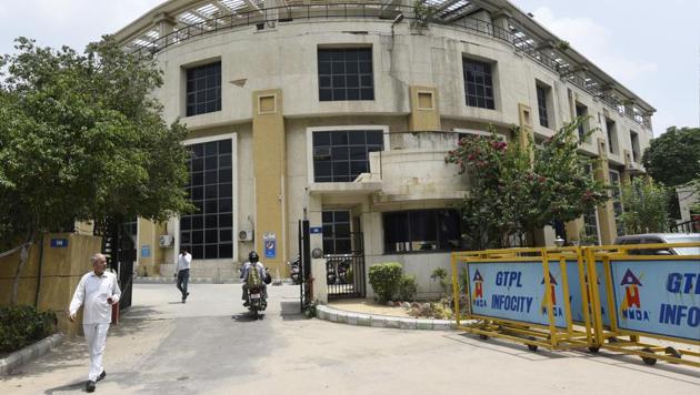 The state election commission has set up 545 booths across 35 wards for the elections, which is 14 months late.(Sanjeev Verma/HT FILE PHOTO)