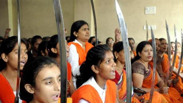 File picture of shastra puja by Durga Vahini at Vishwa Hindu Parishad office in Indore in 2014.(HT Photo) File picture of shastra puja by Durga Vahini at Vishwa Hindu Parishad office in Indore in 2014.(HT Photo)
