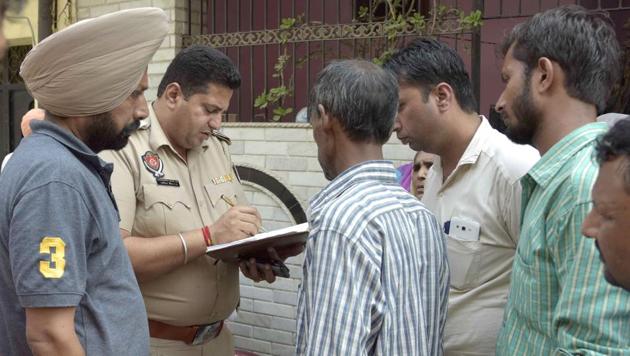 Police investigating after one-and-a-half-year-old boy died after being administered polio drops at Fauji Mohalla in Ludhiana on Thursday. (HT File) Police investigating after one-and-a-half-year-old boy died after being administered polio drops at Fauji Mohalla in Ludhiana on Thursday. (HT File)