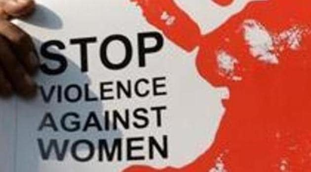 The woman was allegedly waiting for an auto rickshaw near Golf Course Metro station in Noida at around 6.30pm when the incident took place.(AFP FILE)