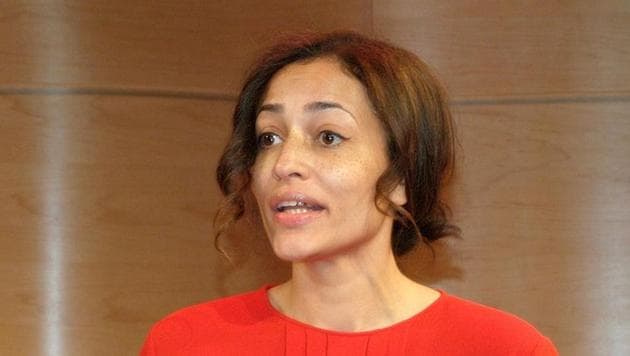 Zadie Smith says using social media would threaten her writing