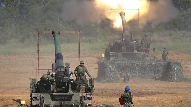 The M777 ultra-light American howitzer was firing Indian ammunition in Rajasthan’s Pokhran ranges.(ANI Photo)