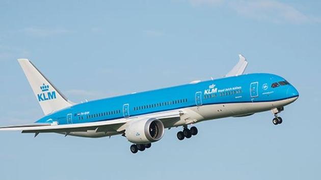 The piece fell on the vehicle shortly after the KLM Royal Dutch Airlines Boeing 777 with 321 passengers on board took off from Kansai International Airport bound for Amsterdam on Saturday.(Twitter/Royal Dutch Airlines)