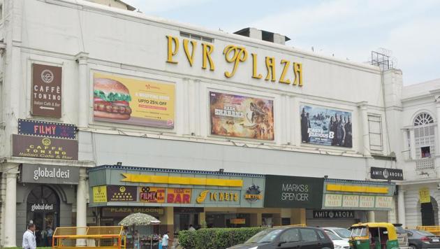 The Plaza Cinemas in Connaught Place was constructed in 1940 as one of the first cinema halls in Delhi. It gave way to PVR Plaza in May 2004 after 64 years of its existence. (Anmol Wahi/ HT FILE PHOTO)
