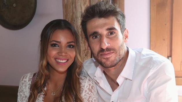 FC Bayern Munich's Javi Martinez and his partner Aline Brum pose during their visit at the Oktoberfest in Munich, Germany. (REUTERS) FC Bayern Munich's Javi Martinez and his partner Aline Brum pose during their visit at the Oktoberfest in Munich, Germany. (REUTERS)