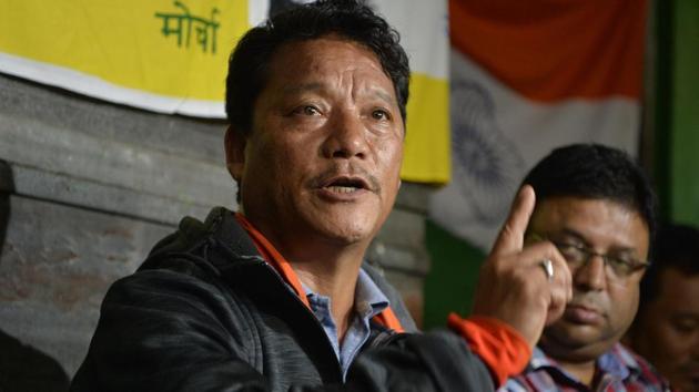 Gorkha Janmukti Morcha chief Bimal Gurung has said the struggle for Gorkhaland may turn violent. (HT Photo) Gorkha Janmukti Morcha chief Bimal Gurung has said the struggle for Gorkhaland may turn violent. (HT Photo)