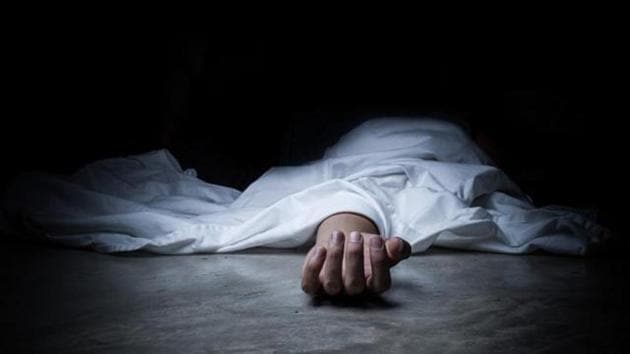 Two men took her to an abandoned building and raped her there while threatening to kill her with a pistol and a knife in their hands(HT File)