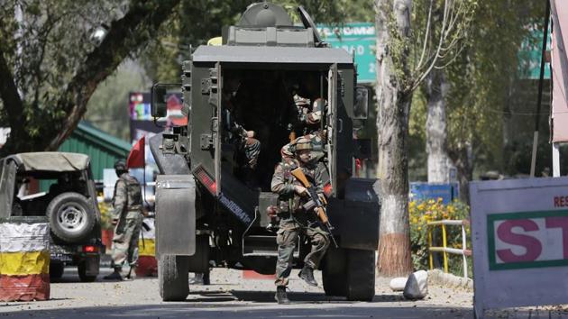 Indian army soldiers arrive at the army base which was attacked by suspected rebels in the town of Uri on September 18, 2016.(AP File Photo)
