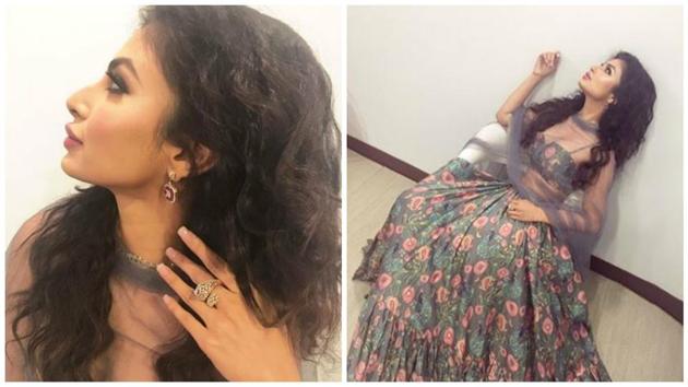 Mouni Roy’s Navratri dress should give you ideas about your own. (Instagram) Mouni Roy’s Navratri dress should give you ideas about your own. (Instagram)