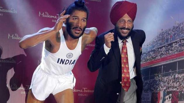 Milkha Singh unveiling his wax statue for Madame Tussauds museum at Chandigarh. (Keshav Singh/Hindustan Times) Milkha Singh unveiling his wax statue for Madame Tussauds museum at Chandigarh. (Keshav Singh/Hindustan Times)