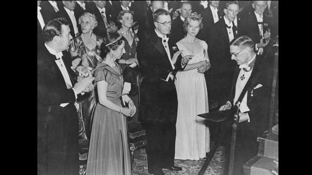 T. S. Eliot ( far right) after receiving the Nobel Prize in Literature, Stockholm, Sweden, December 13, 1948. Looking on are members of the Swedish royal family (front, left to right) Prince Bertil (1912 - 1997), Crown Princess Louise (Louise Mountbatten, 1889 - 1965), Crown Prince (later king) Gustaf VI Adolf (1882 - 1973) and Princess Sibylla (1908 - 1972). (Keystone / Hulton Archive / Getty Images) T. S. Eliot ( far right) after receiving the Nobel Prize in Literature, Stockholm, Sweden, December 13, 1948. Looking on are members of the Swedish royal family (front, left to right) Prince Bertil (1912 - 1997), Crown Princess Louise (Louise Mountbatten, 1889 - 1965), Crown Prince (later king) Gustaf VI Adolf (1882 - 1973) and Princess Sibylla (1908 - 1972). (Keystone / Hulton Archive / Getty Images)
