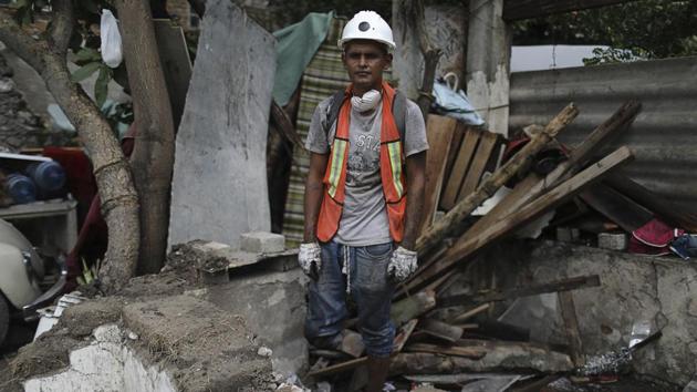 Mexico will search another three days beneath the rubble for possible survivors of the September 19 quake even though it is unlikely rescuers will find anyone alive, the country’s chief of emergency services said on Monday. ‘I can say that at this time it would be unlikely to find someone alive,’ Luis Felipe Puente said in an interview, referring to 43 missing people being sought at four disaster sites in Mexico City. (Miguel Tovar / AP) Mexico will search another three days beneath the rubble for possible survivors of the September 19 quake even though it is unlikely rescuers will find anyone alive, the country’s chief of emergency services said on Monday. ‘I can say that at this time it would be unlikely to find someone alive,’ Luis Felipe Puente said in an interview, referring to 43 missing people being sought at four disaster sites in Mexico City. (Miguel Tovar / AP)