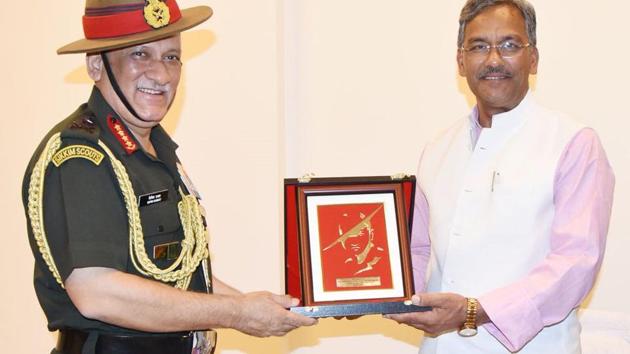 The BJP government had sought deployment of retired army doctors in Uttarakhand during a meeting between chief minister Trivendra Singh Rawat and Army chief Gen Bipin Rawat in Dehradun in June this year. (HT Photo) The BJP government had sought deployment of retired army doctors in Uttarakhand during a meeting between chief minister Trivendra Singh Rawat and Army chief Gen Bipin Rawat in Dehradun in June this year. (HT Photo)