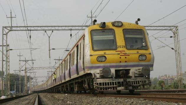 Train services on the Pune-Lonavla section will be affected on Sunday from 11.40 am to 4.10 pm due to a mega block in the Pune-Lonavla section planned by Central Railway. (Hindustan Times) Train services on the Pune-Lonavla section will be affected on Sunday from 11.40 am to 4.10 pm due to a mega block in the Pune-Lonavla section planned by Central Railway. (Hindustan Times)