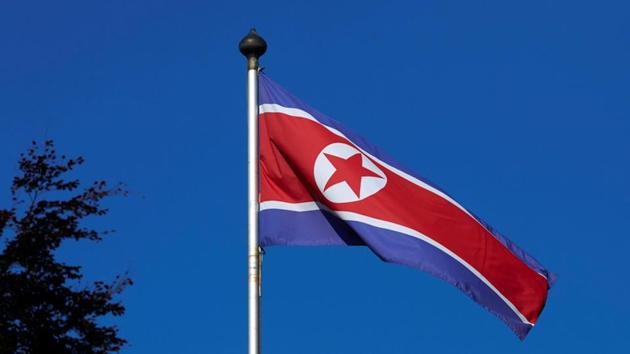 A North Korean flag flies on a mast at the Permanent Mission of North Korea in Geneva October 2, 2014. (REUTERS)