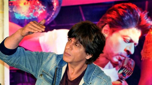 Shah Rukh Khan during an event to promote his film Jab Harry Met Sejal in Kolkata. (PTI) Shah Rukh Khan during an event to promote his film Jab Harry Met Sejal in Kolkata. (PTI)