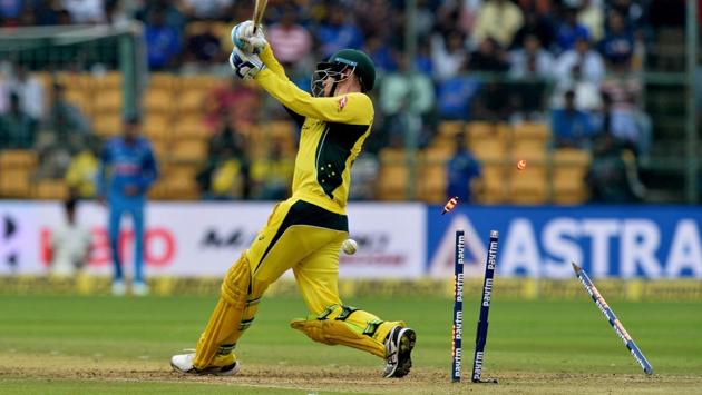 Peter Handscomb is bowled out for 43 runs by Indian fast bowler Umesh Yadav. (AFP) Peter Handscomb is bowled out for 43 runs by Indian fast bowler Umesh Yadav. (AFP)